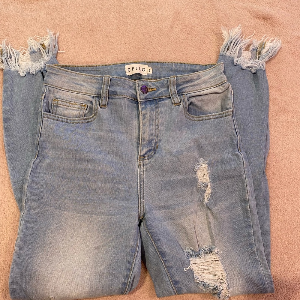 Cello size 5 jeans. Skinny fit with rips.
